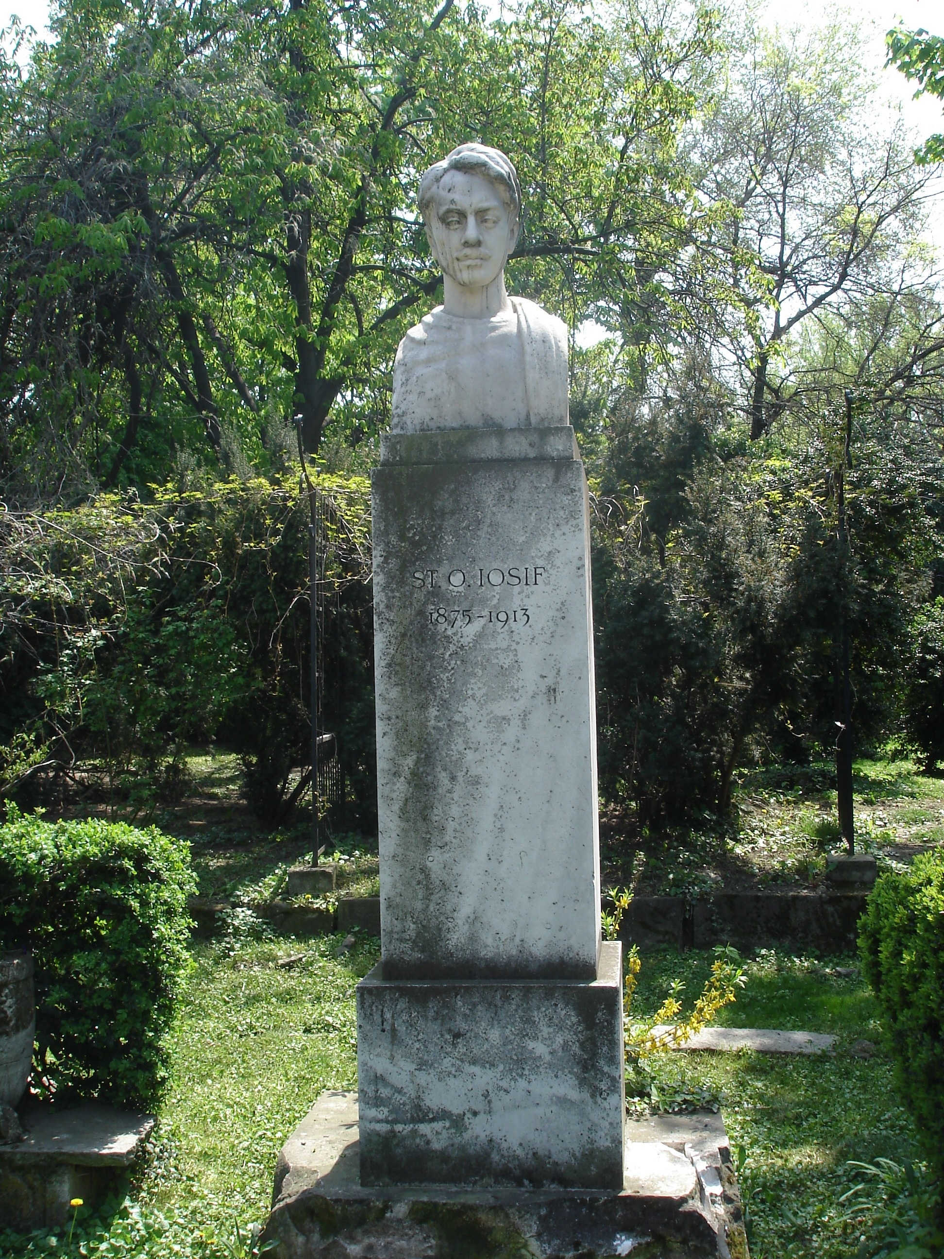 Buste de Ștefan Octavian Iosif