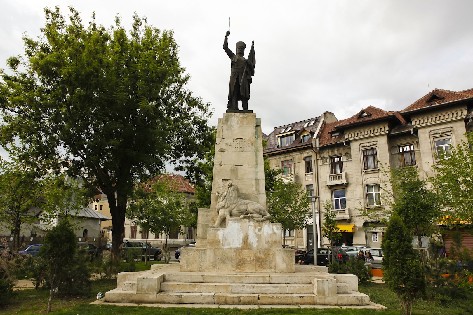 Monument à Tudor Vladimirescu