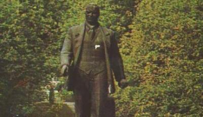 Statue du Docteur Petru Groza