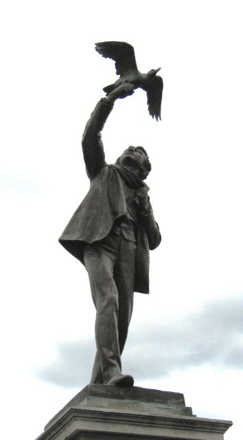statue d'Albrecht Rodenbach