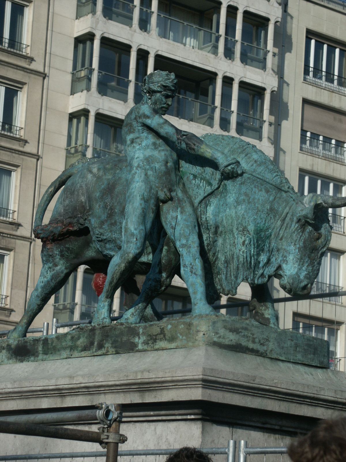Le dompteur de taureaux (Li Tore)