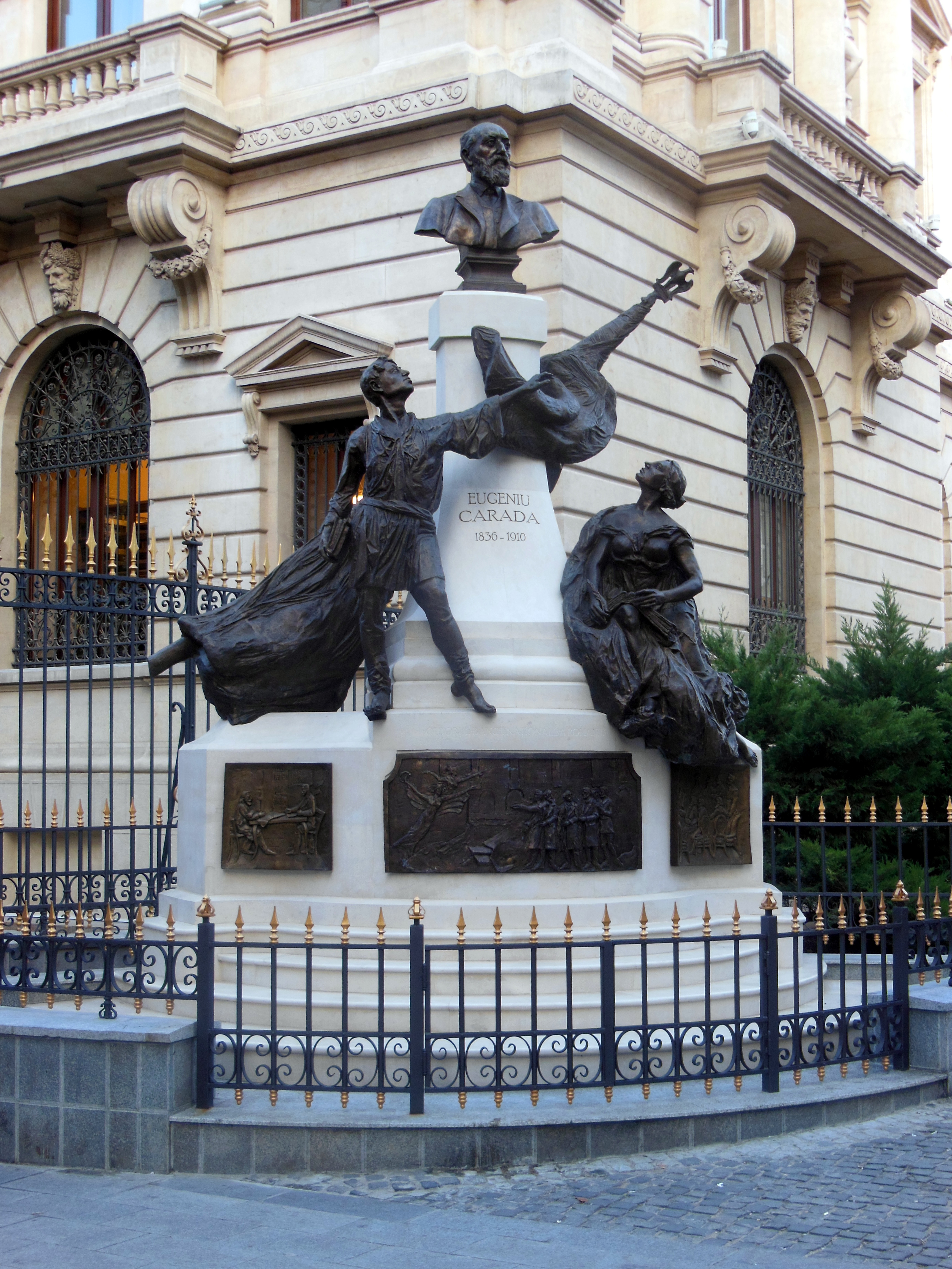 Monument à Eugeniu Carada