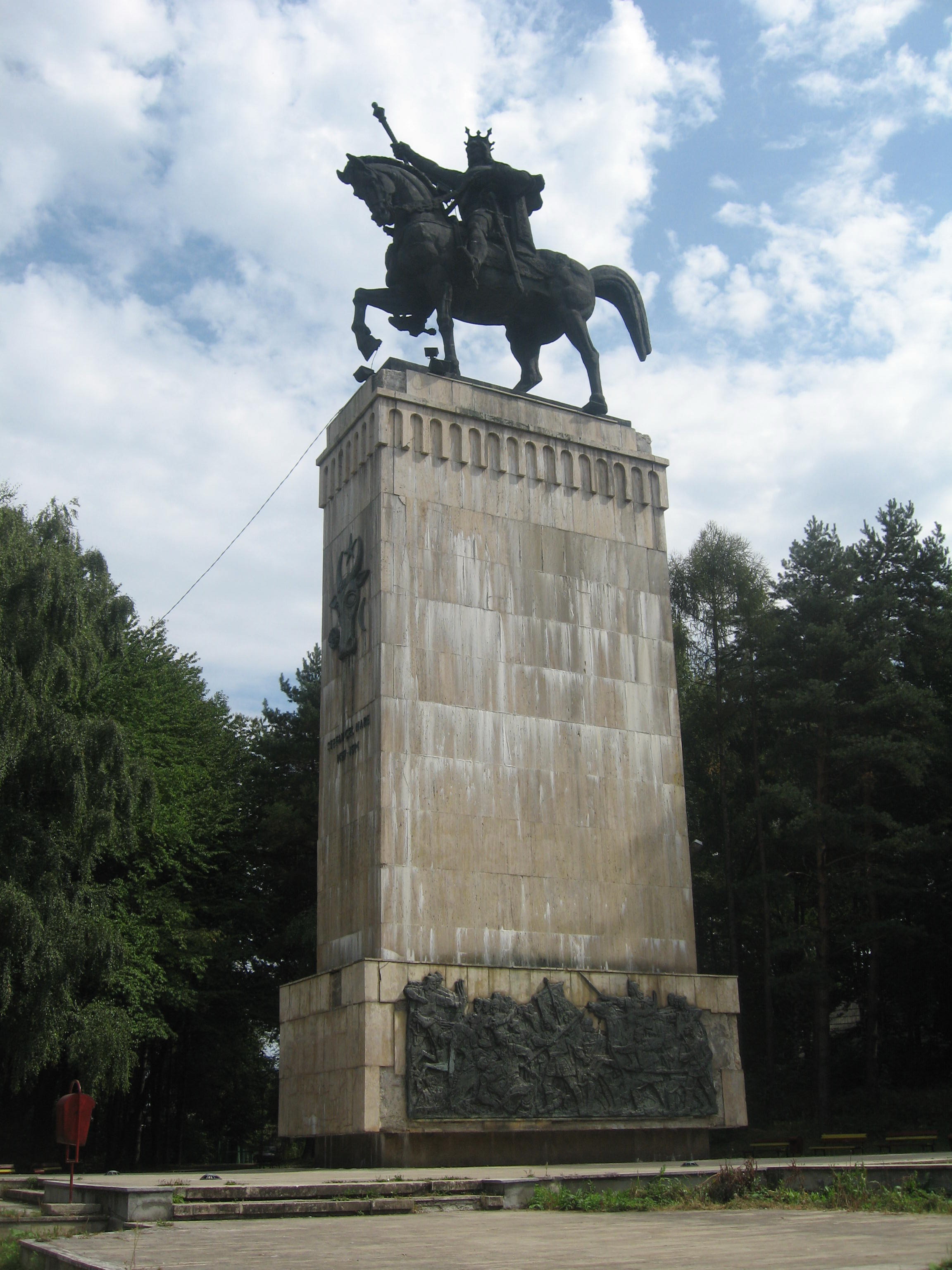 Statue équestre de Ștefan cel Mare