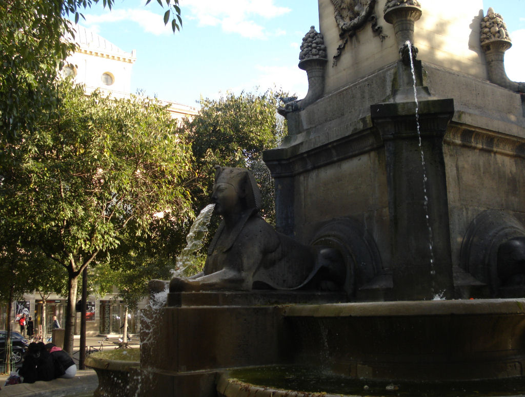 Sphynx de la Fontaine du Palmier