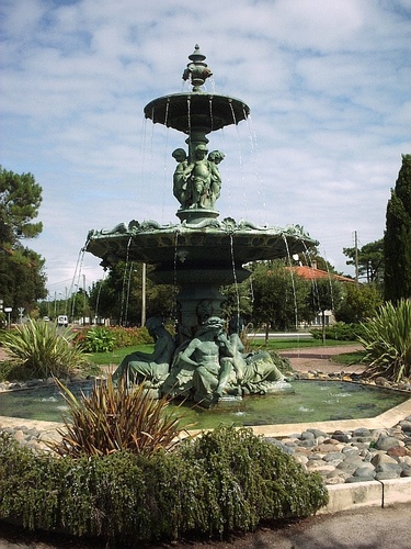 Fontaine de Tourny