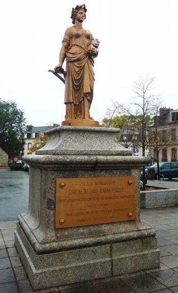 Statue à la mémoire des frères Edouard et Théophile de Pompéry