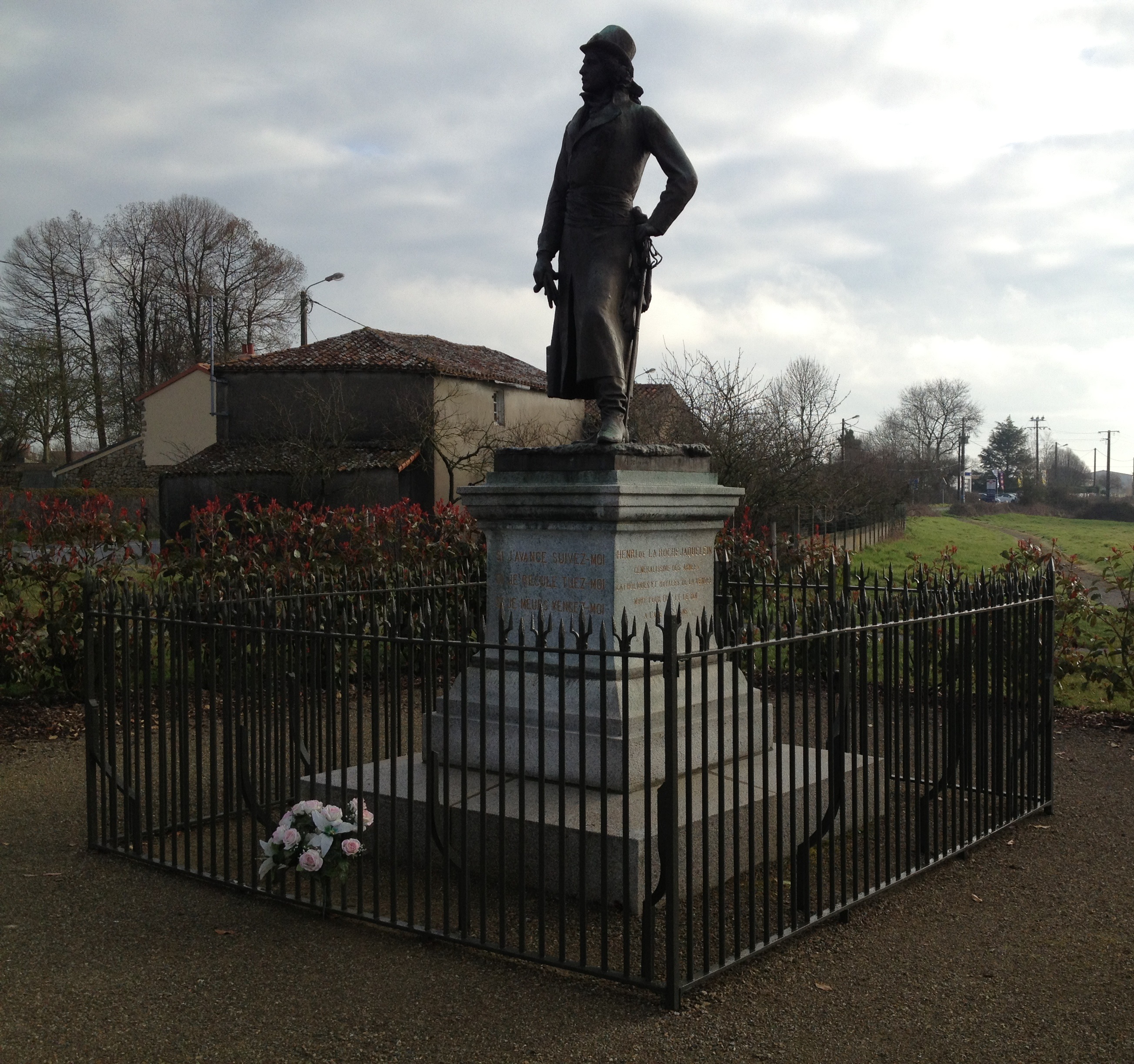 Statue d'Henri de La Rochejaquelein