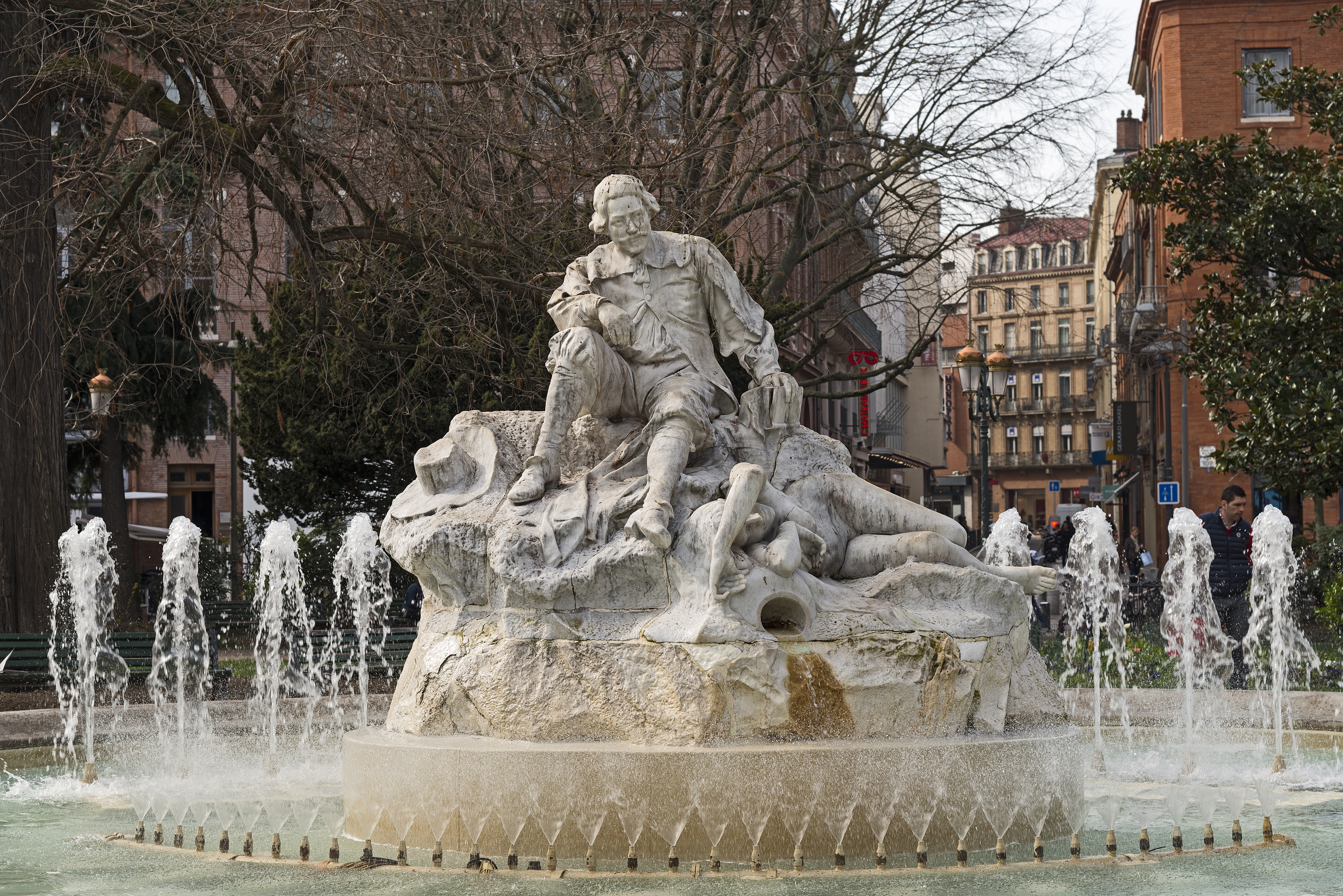 Monument à Goudouli