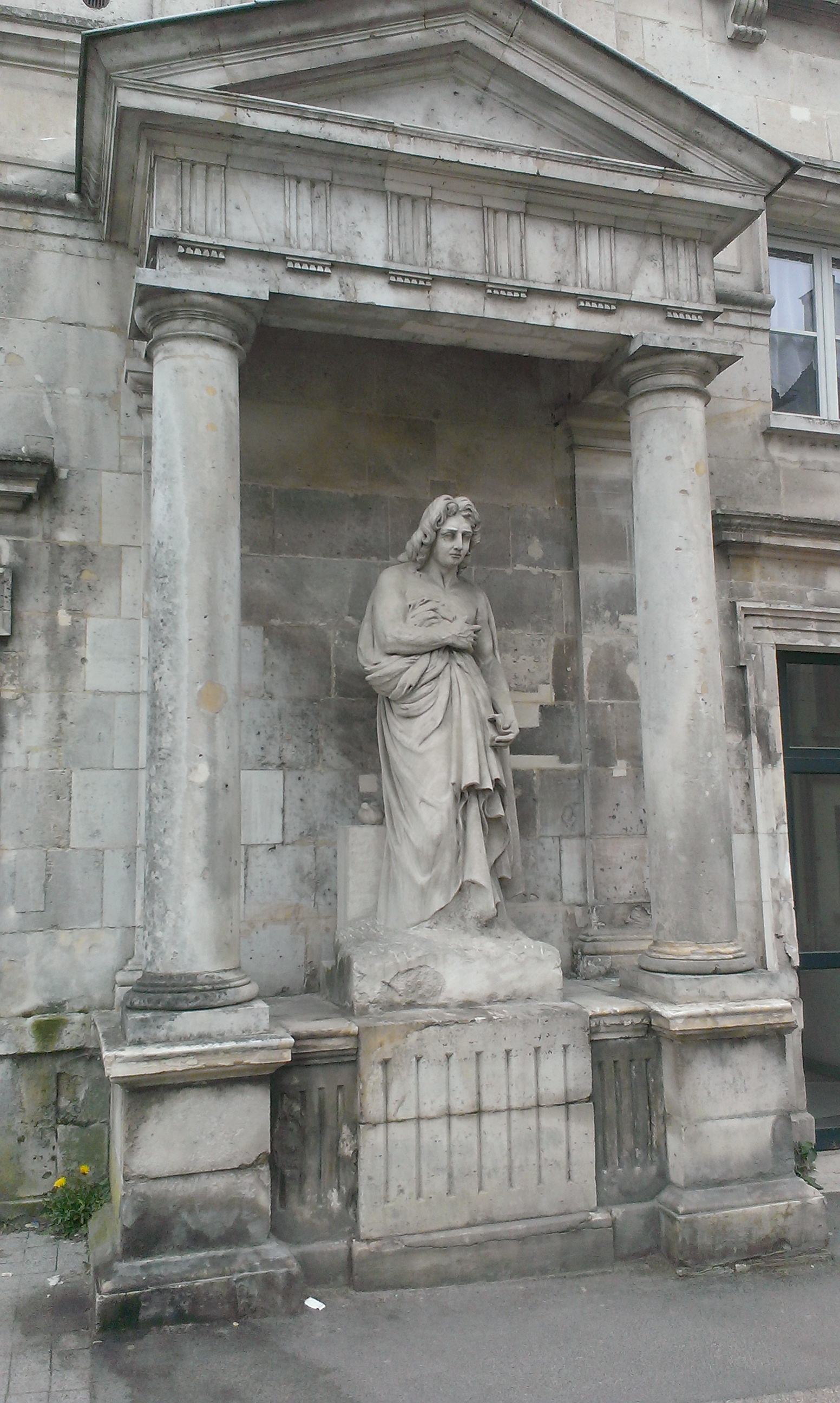 Statue de Racine