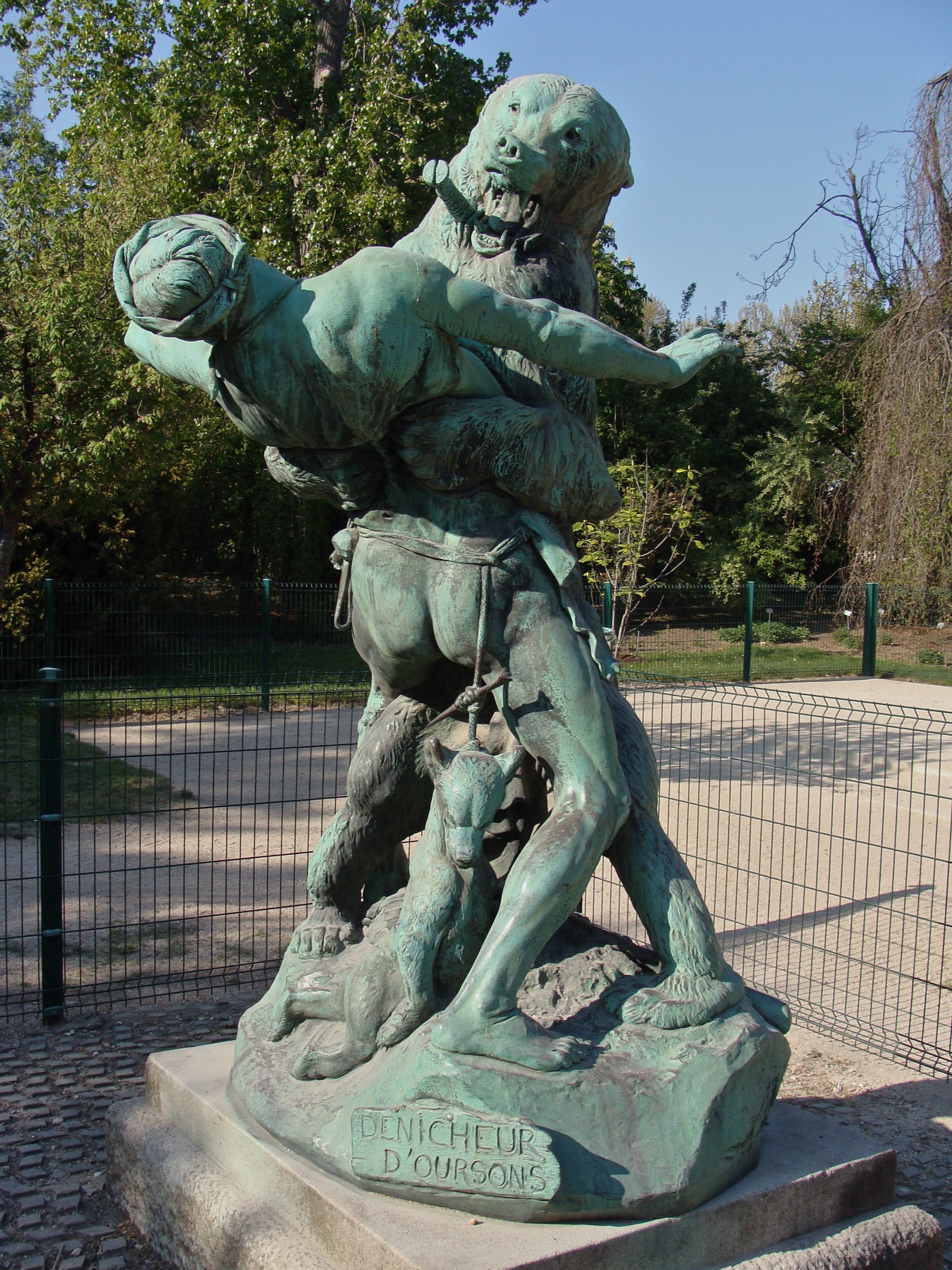 Dénicheur d'oursons