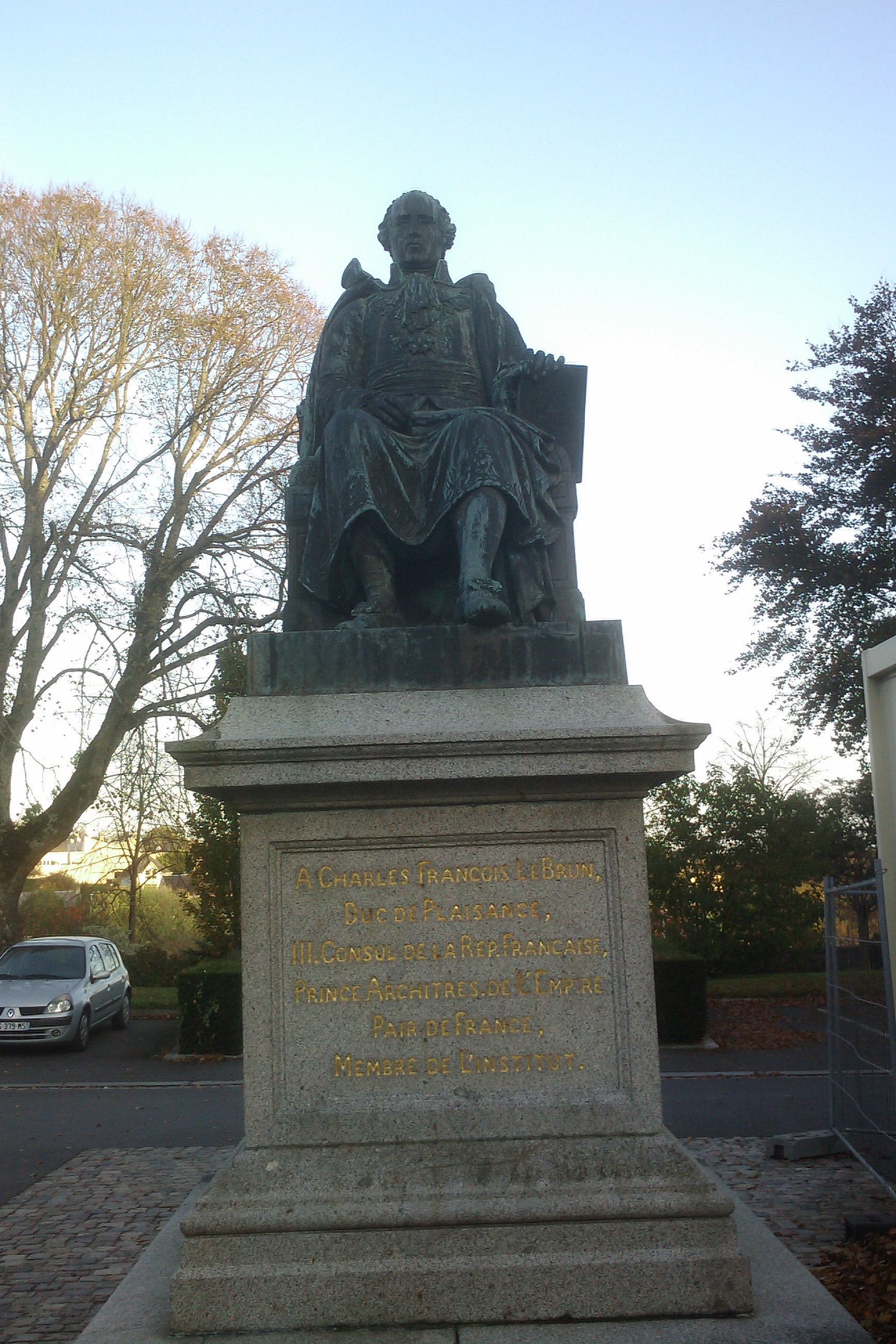 Monument à Charles-François Lebrun