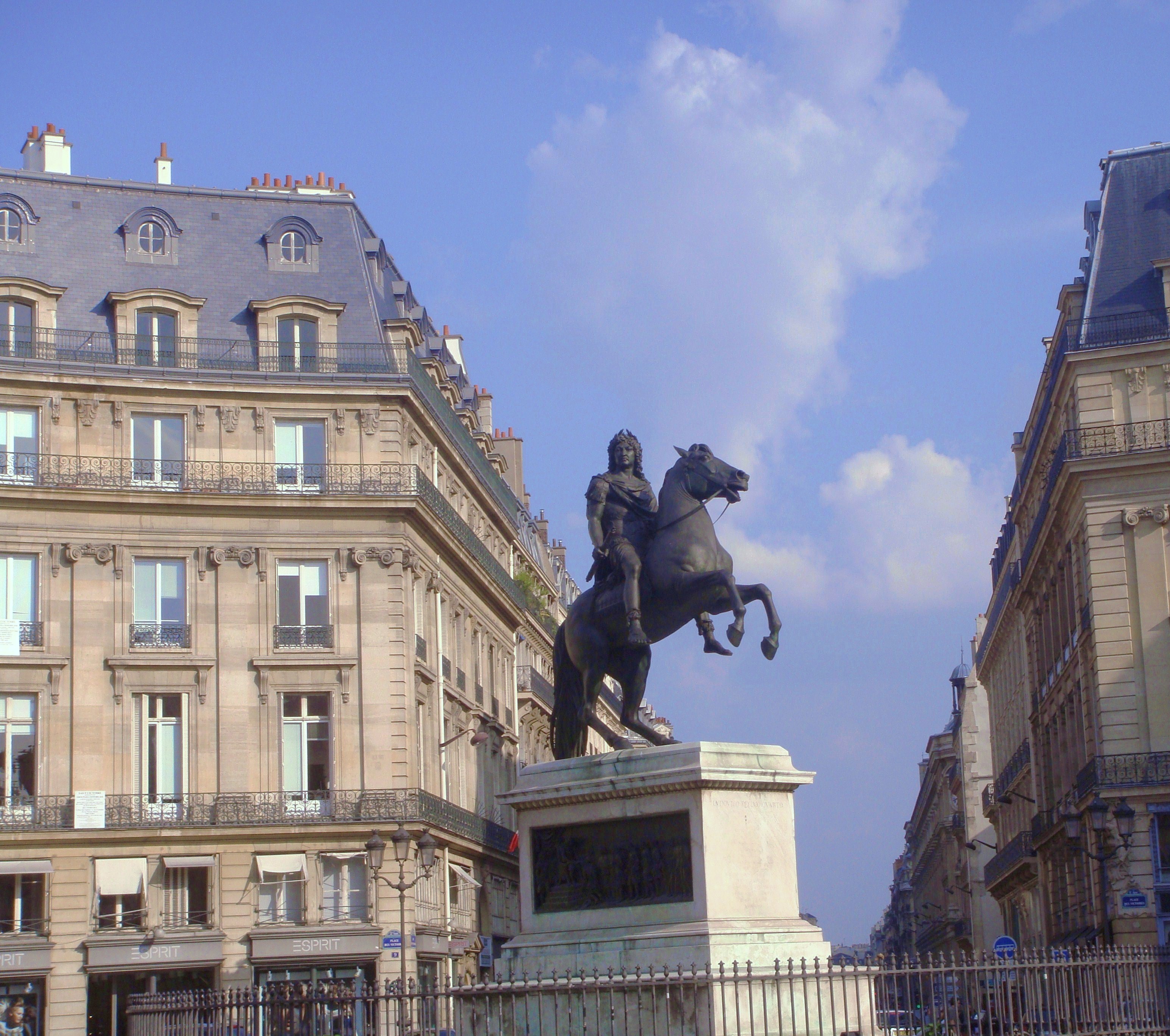 Statue équestre de Louis XIV