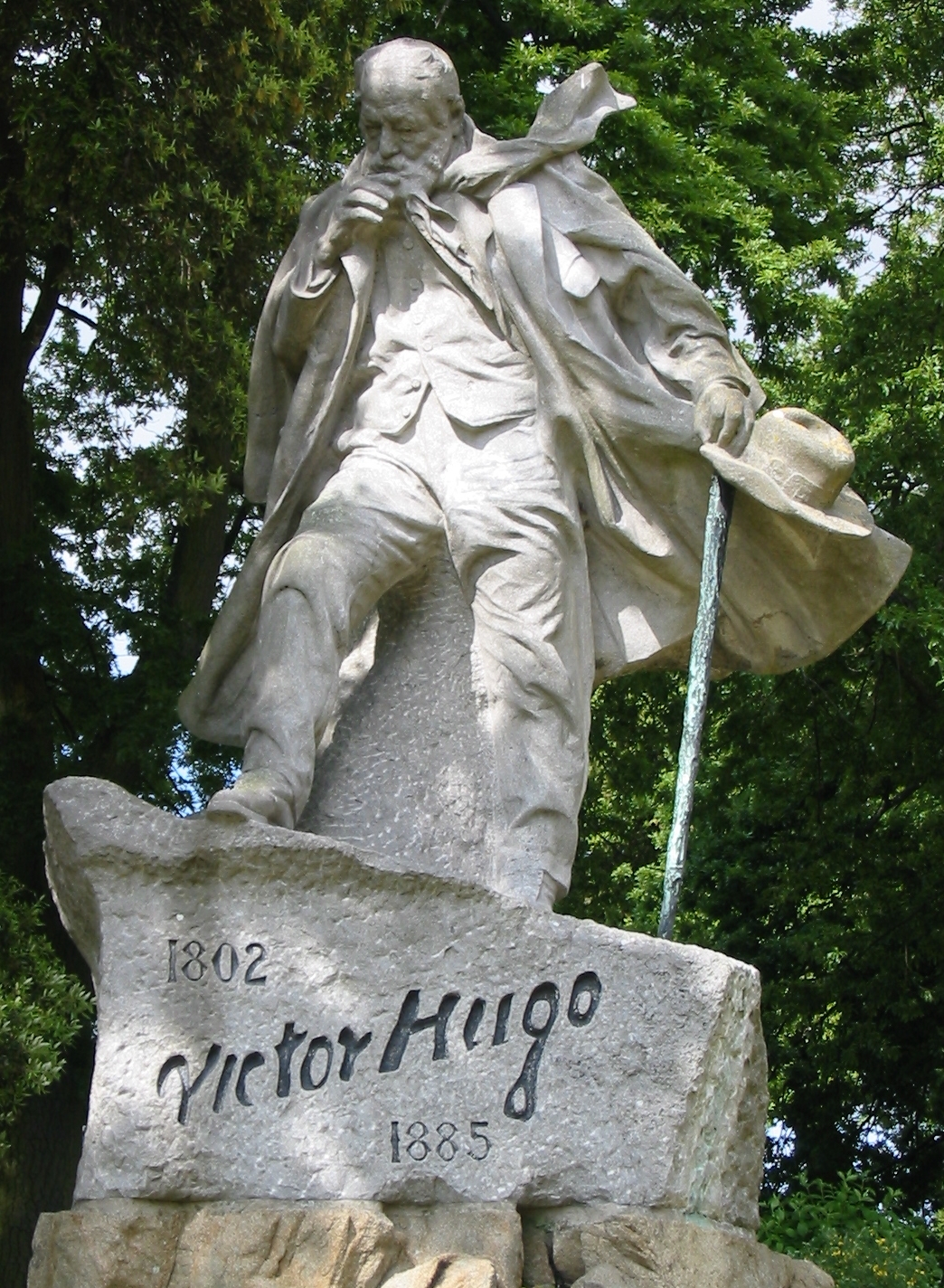 Statue de Victor Hugo en exil