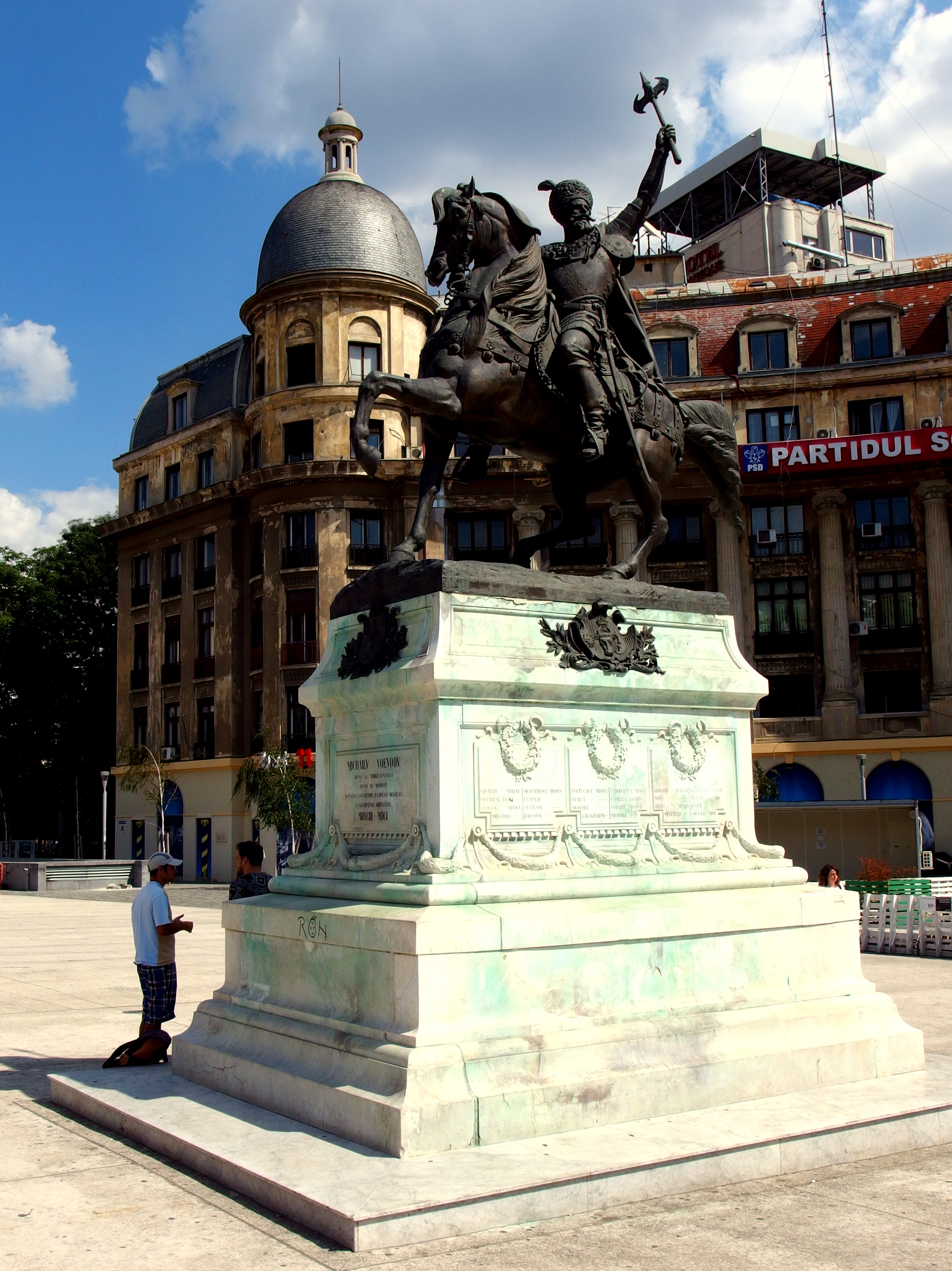 Statue de Mihai Viteazul