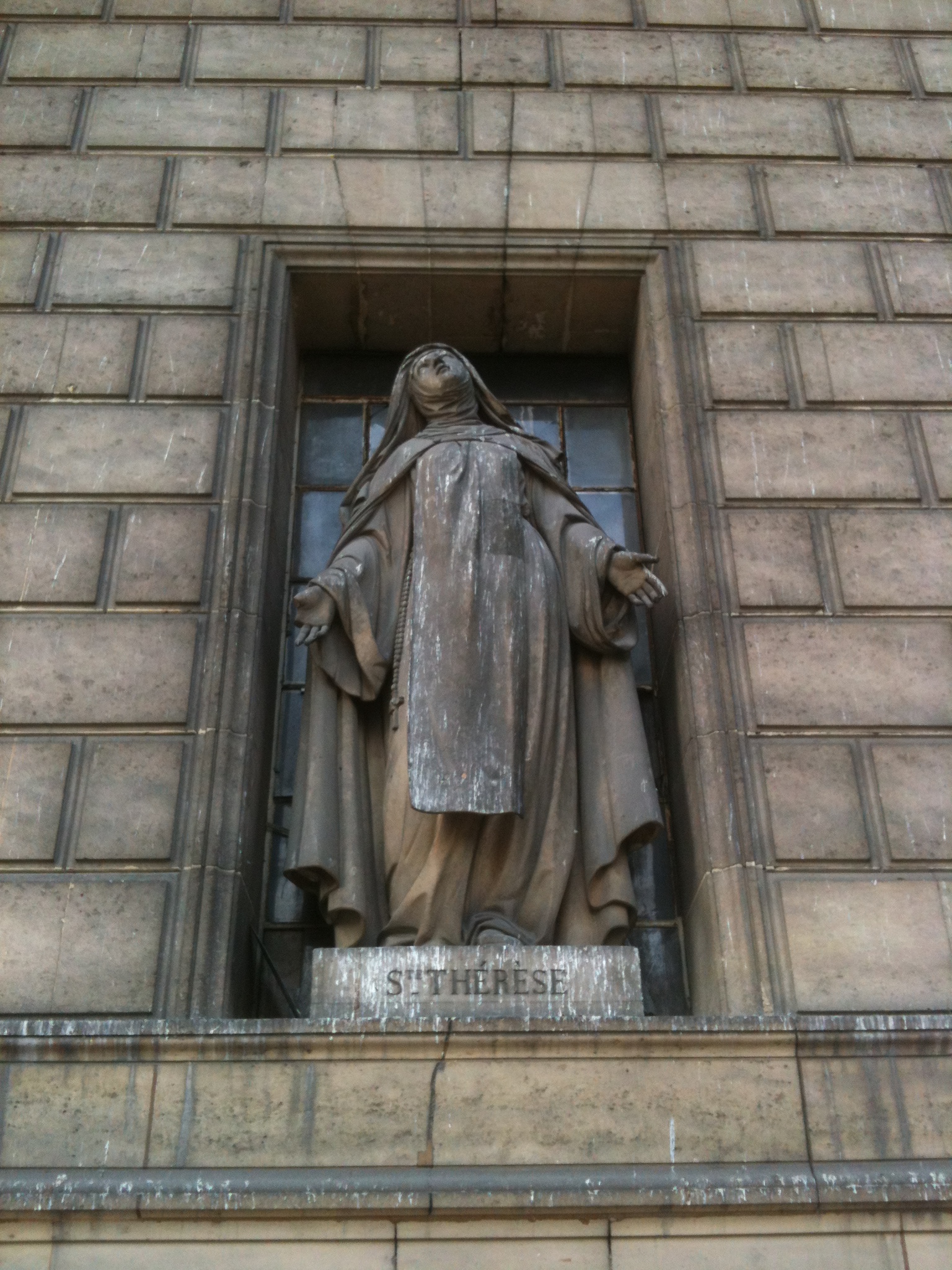 Statue de Sainte Thérèse