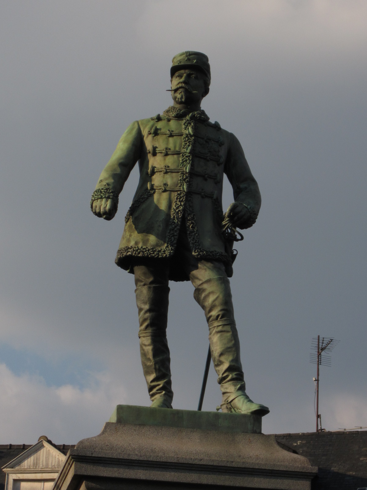 Monument du général Chanzy
