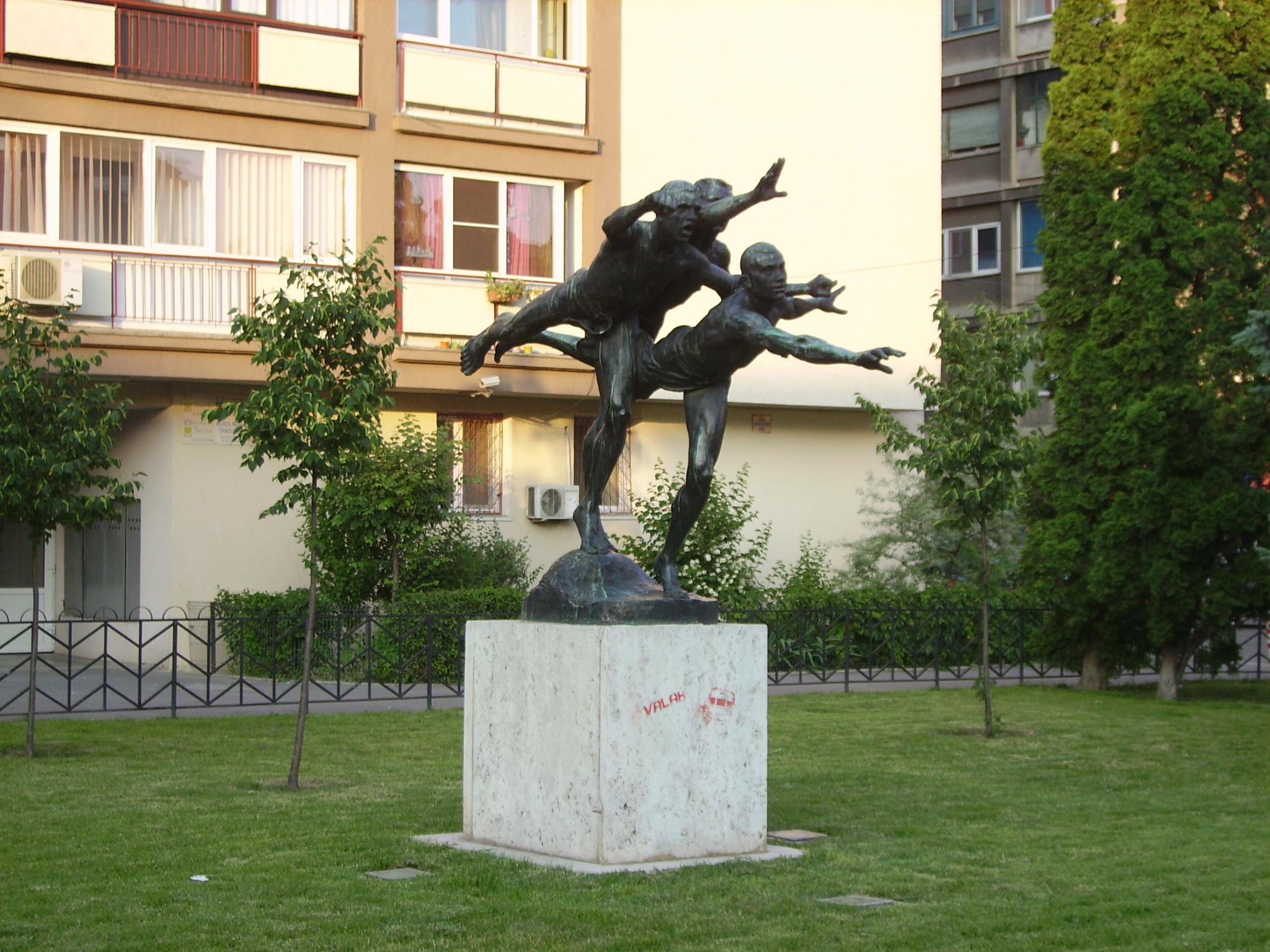 Statue 