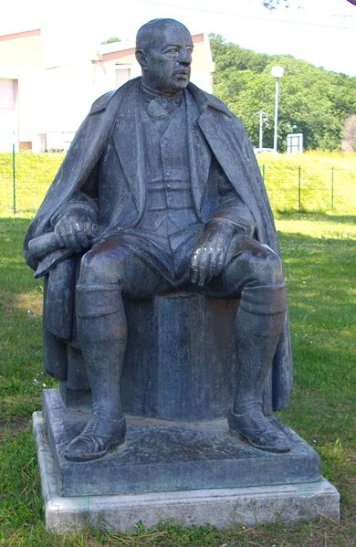 Statue de Ludovic de Solages