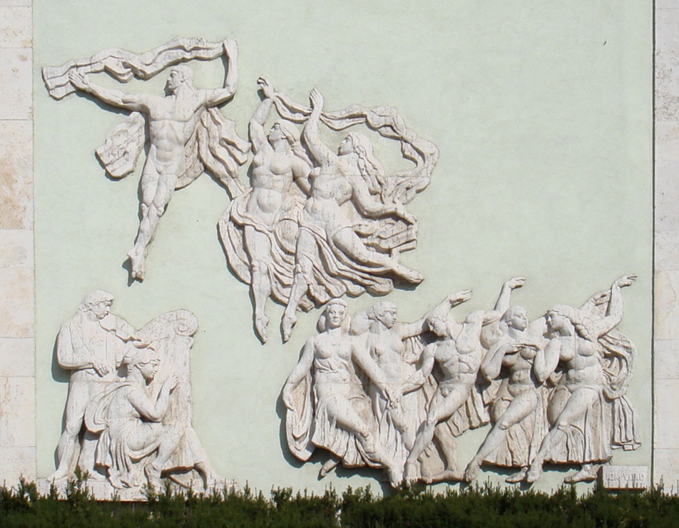 Bas reliefs sur la façade de l'opéra national de Bucarest