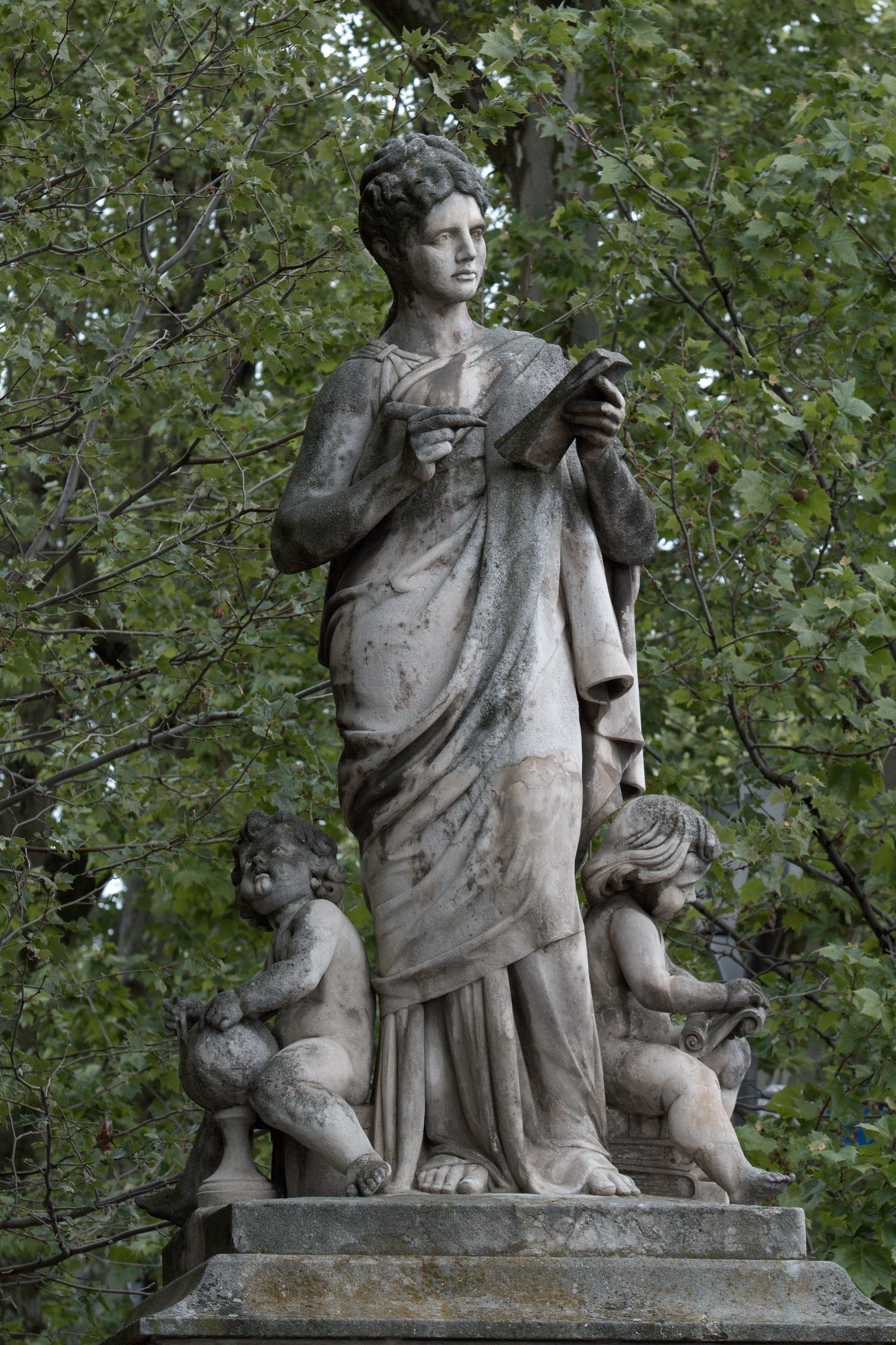 Groupe allégorique des Arts et Sciences