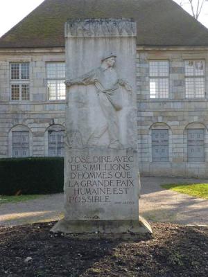 Monument à Jean Jaurès