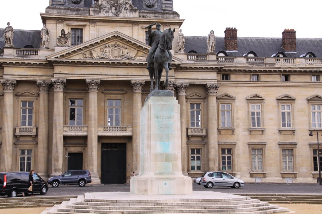 Statue équestre du maréchal Joffre
