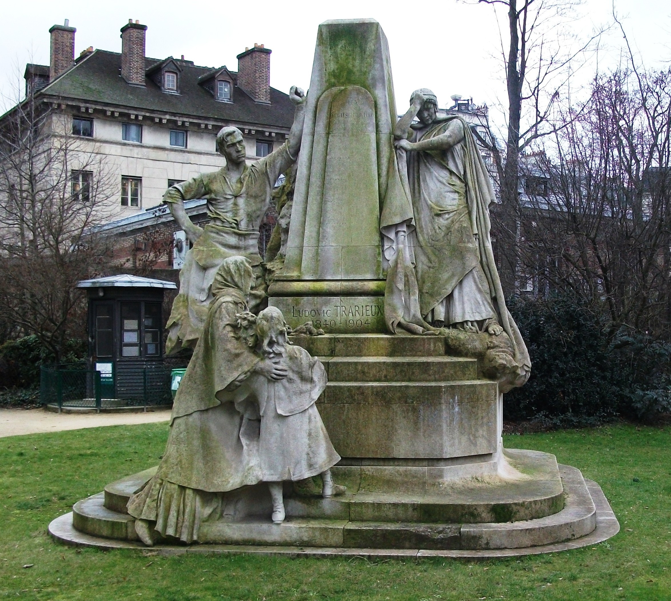 Monument à Ludovic Trarieux