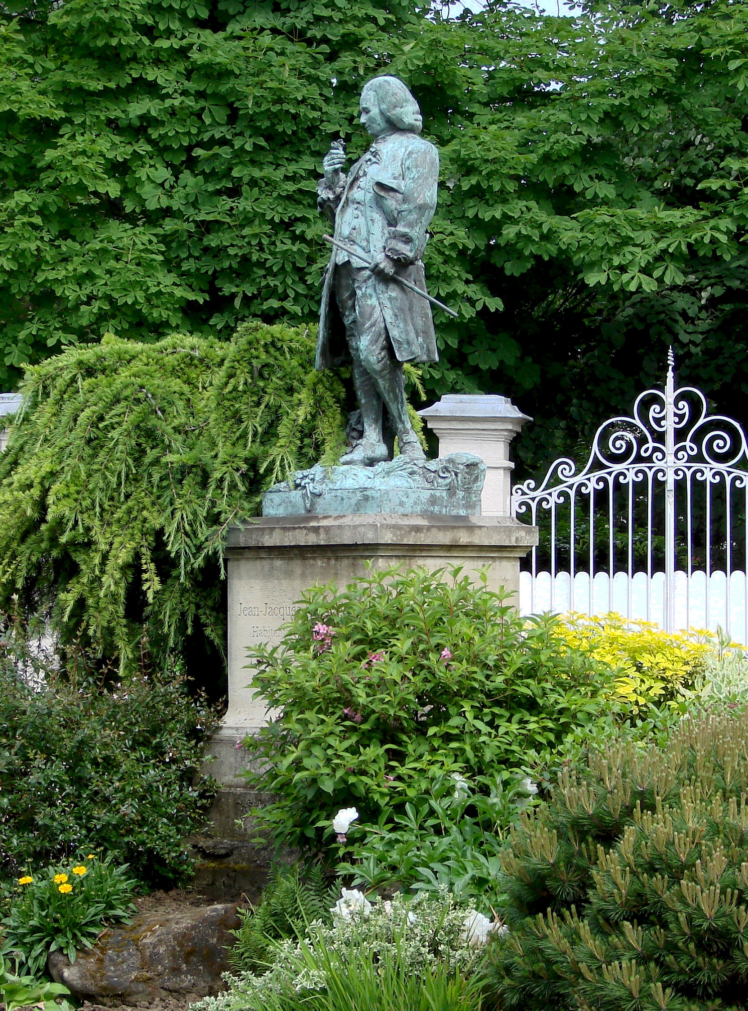 Statue de Jean-Jacques Rousseau